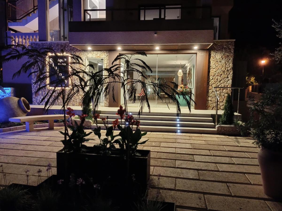 Apartamentos S'Olivera Canyamel  Exterior photo